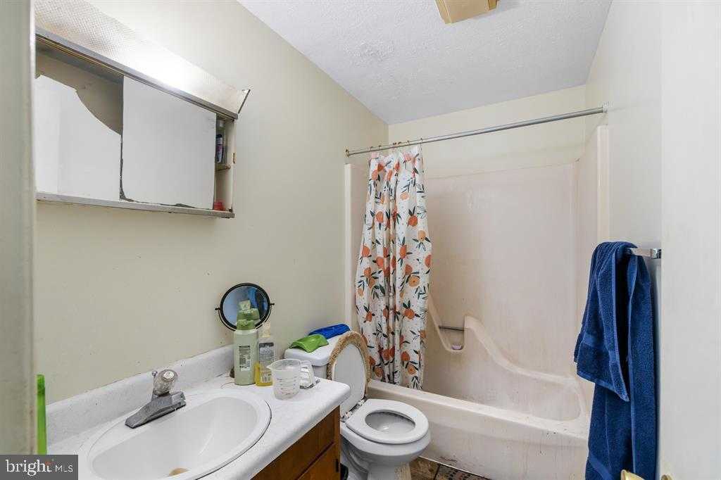 91 Dutch Mill CT photo 11