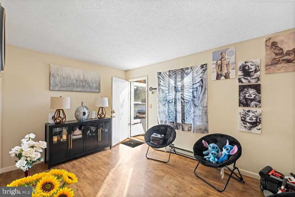 91 Dutch Mill CT photo 18