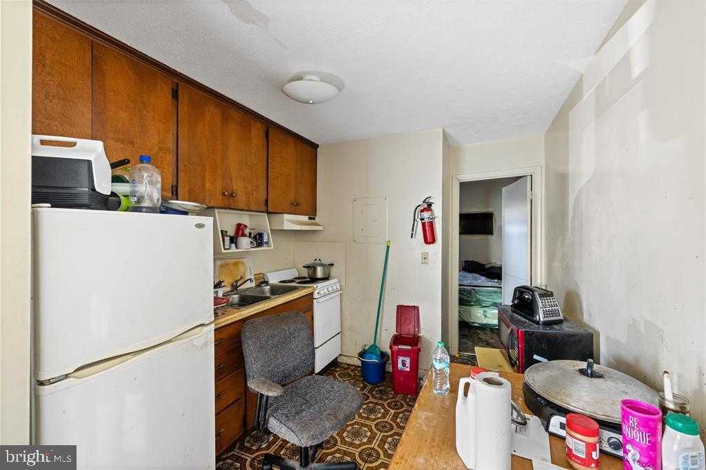 91 Dutch Mill CT photo 9