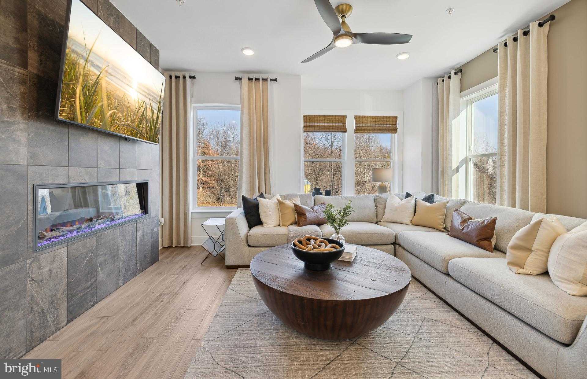 3033 Nina Clarke Dr photo 6