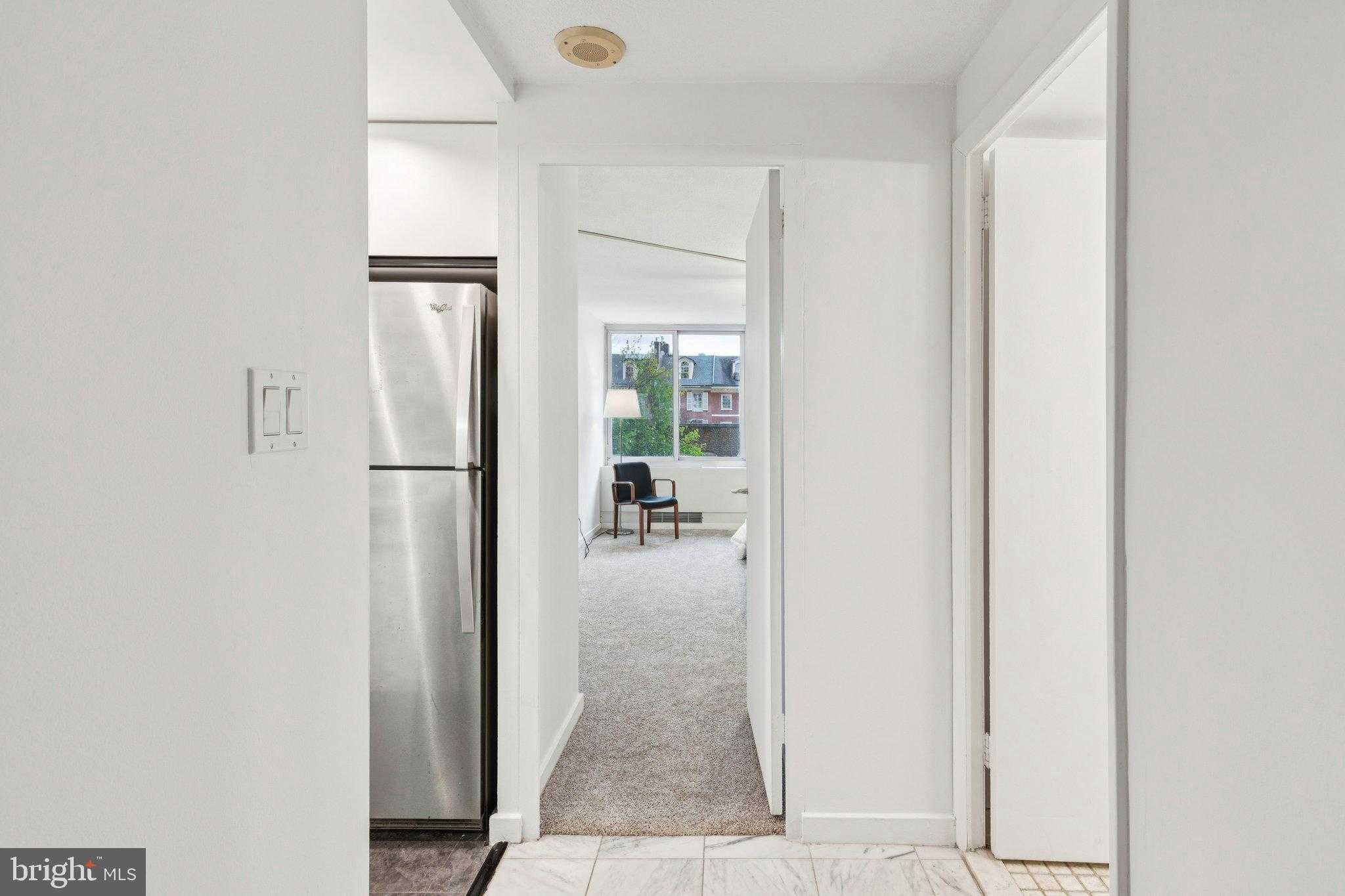 604 S Washington Sq photo 11