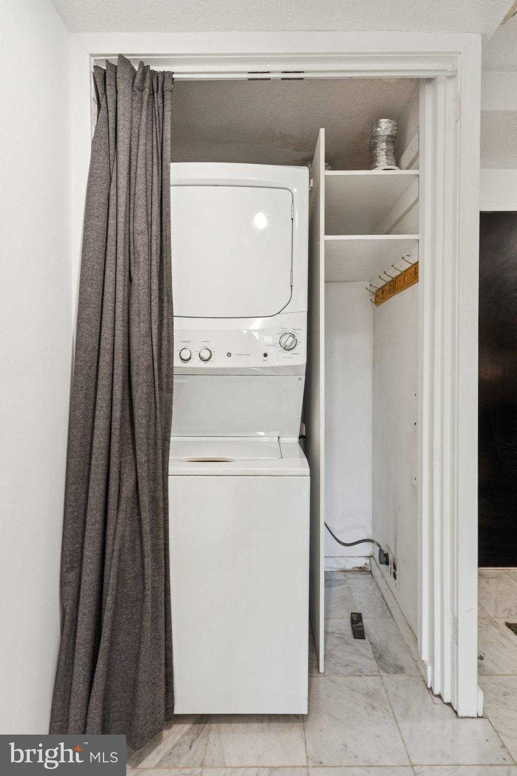 604 S Washington Sq photo 16