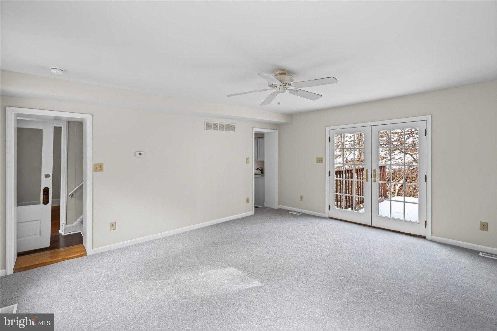 9906 Belair Rd photo 48