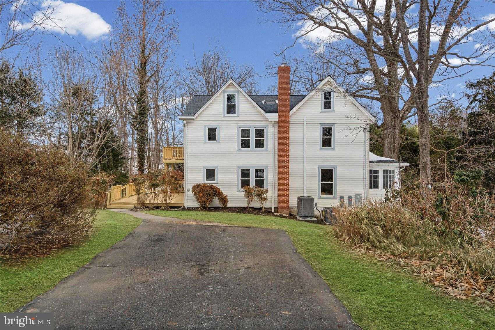 9906 Belair Rd photo 62