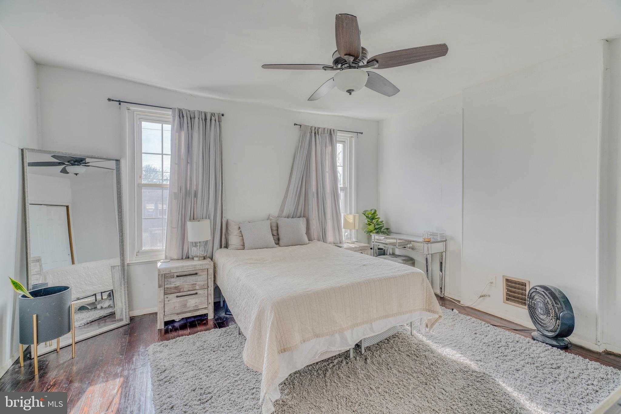 320 Hermitage St photo 28