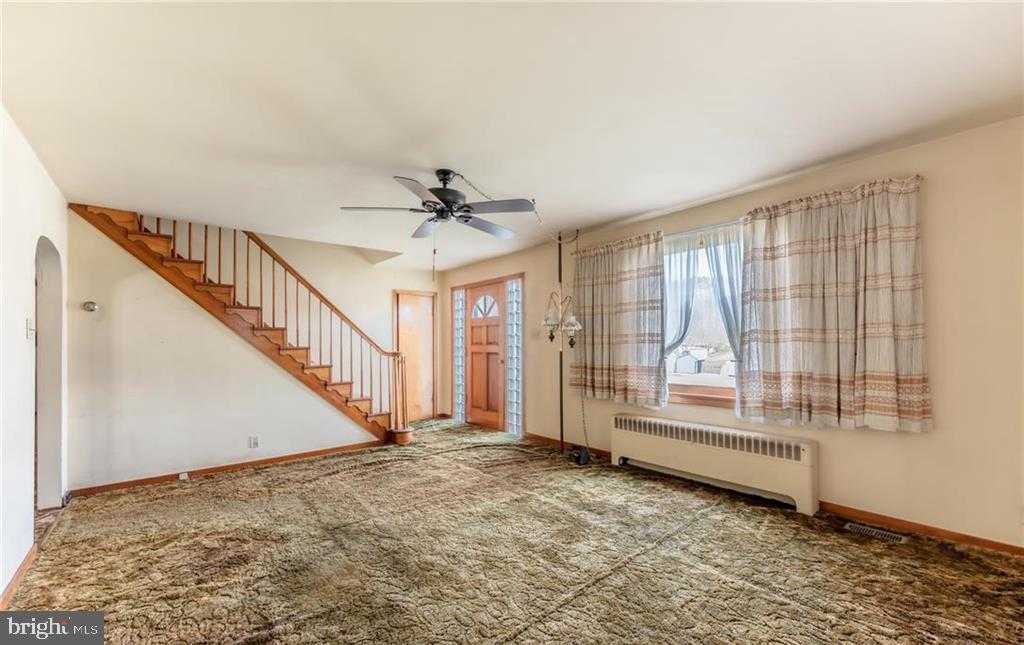 1760 W Penn Pike photo 18