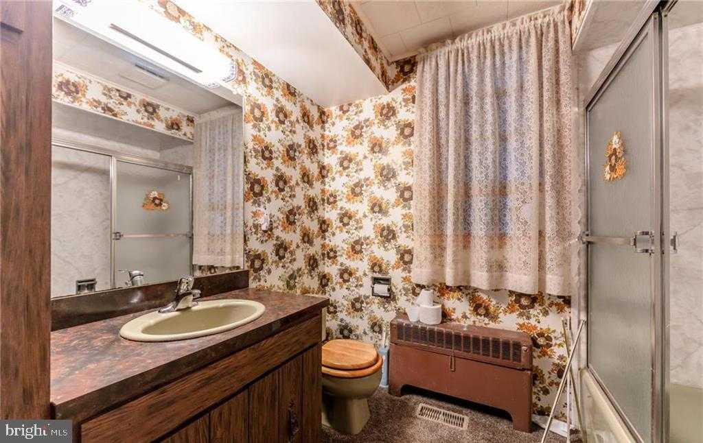 1760 W Penn Pike photo 21