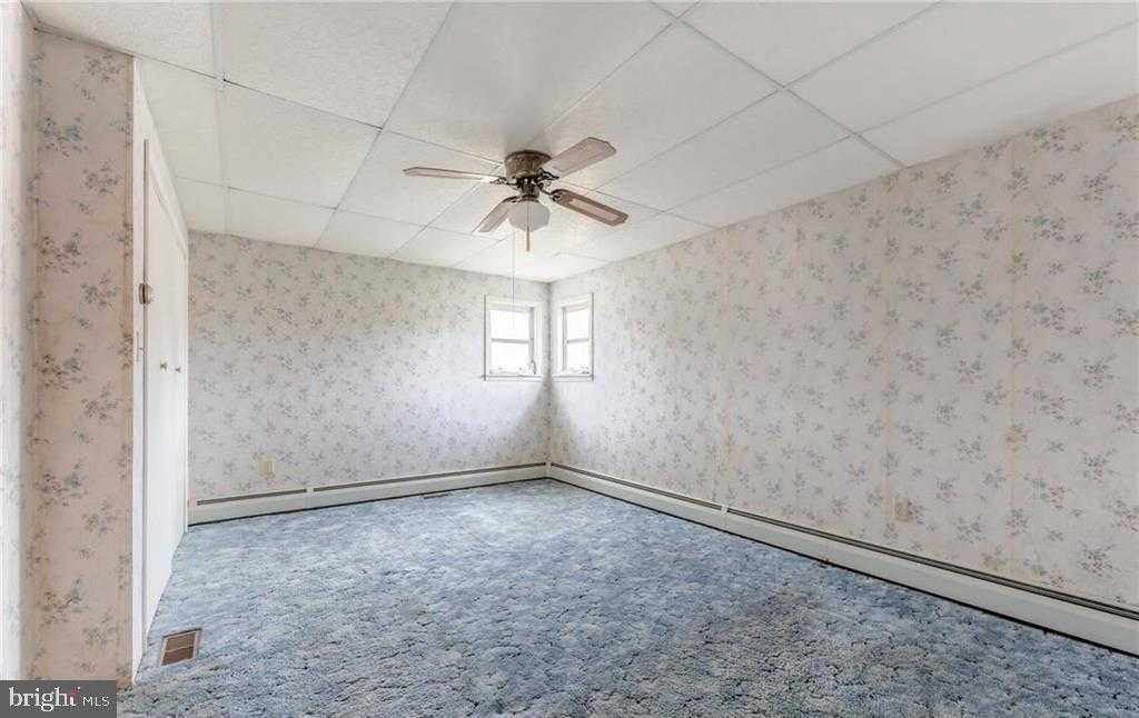 1760 W Penn Pike photo 29