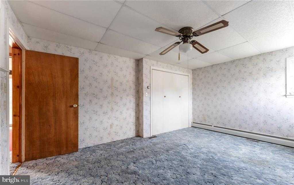 1760 W Penn Pike photo 30