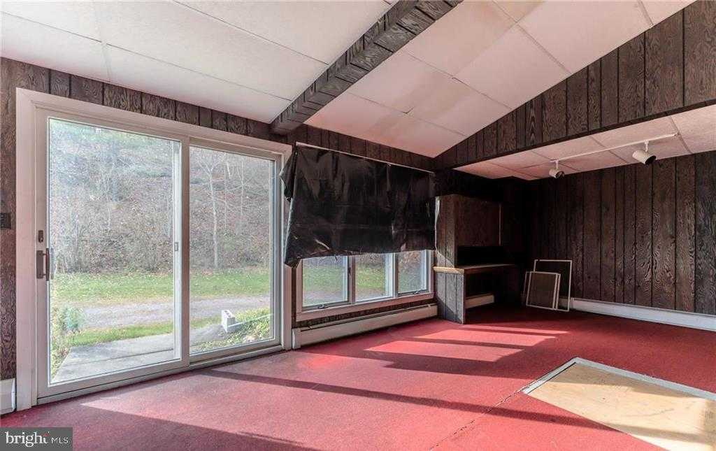 1760 W Penn Pike photo 32