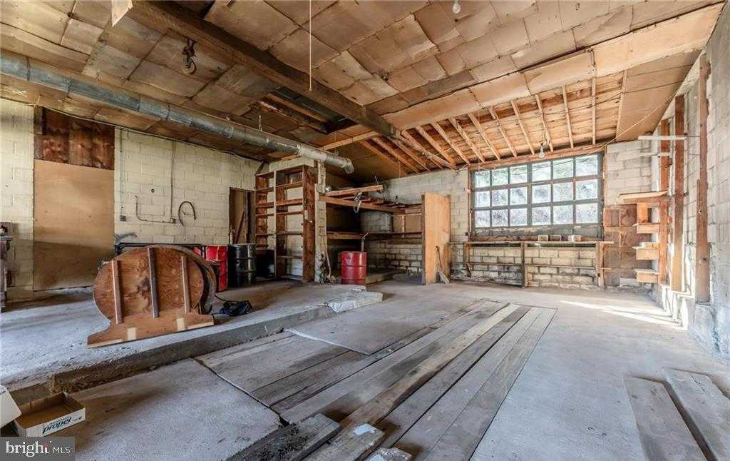 1760 W Penn Pike photo 62