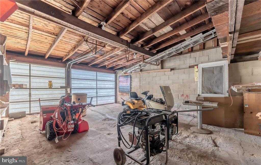 1760 W Penn Pike photo 64