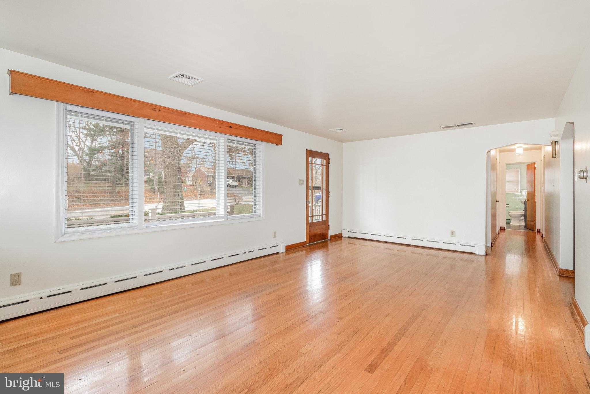 6112 Linglestown Rd photo 6