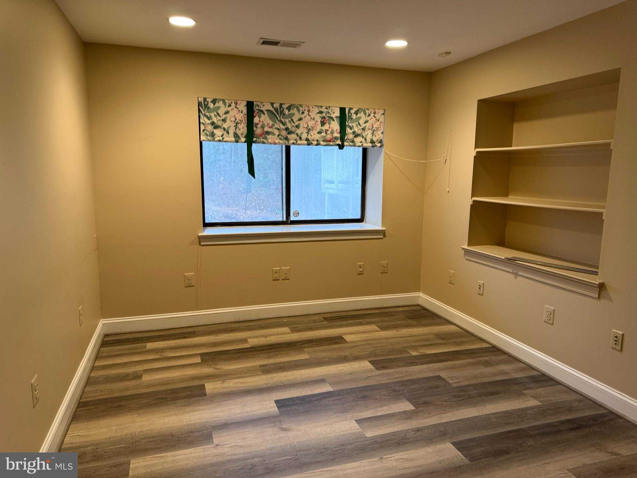 10701 Sycamore Springs Ln photo 17