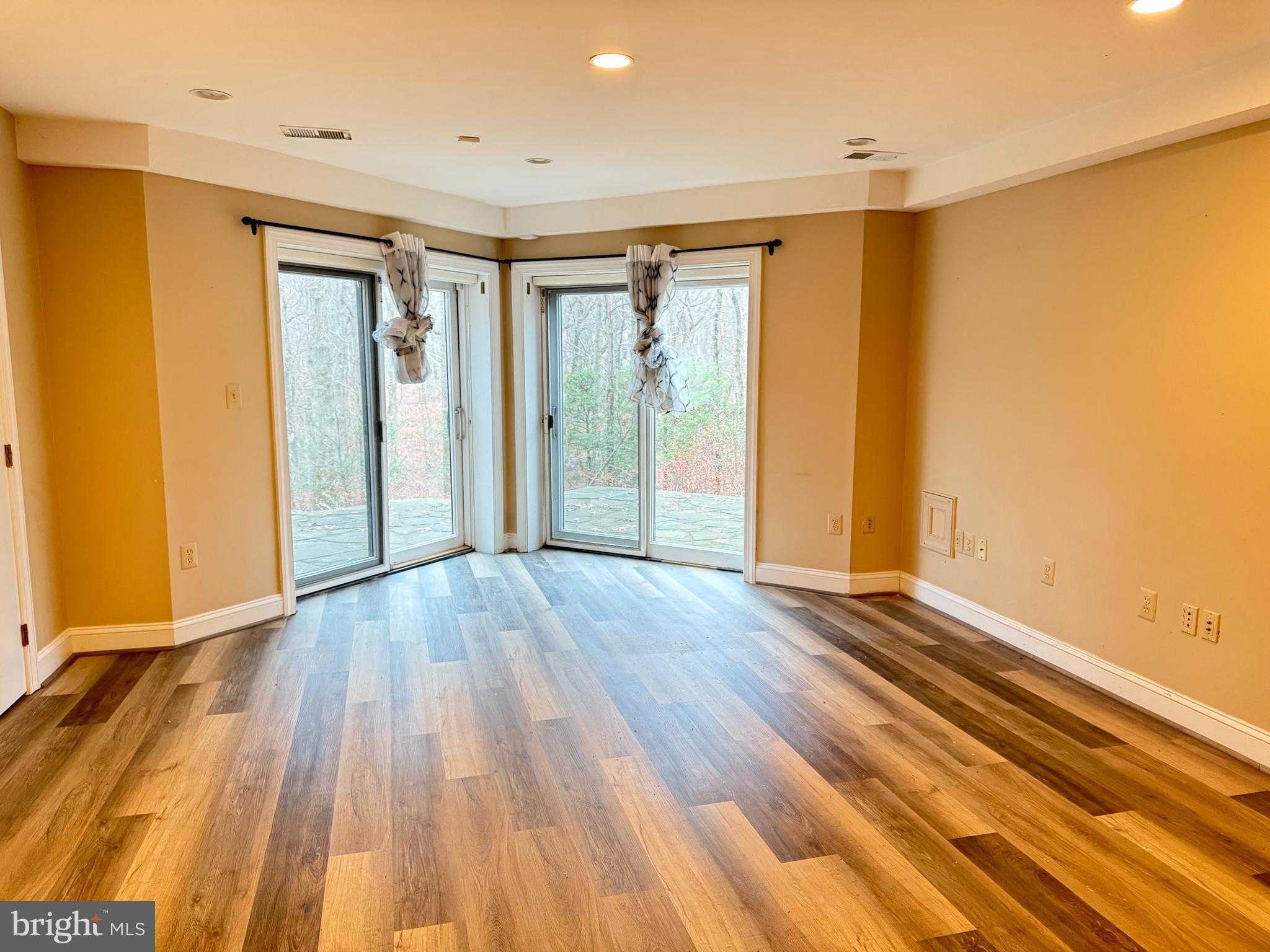 10701 Sycamore Springs Ln photo 20