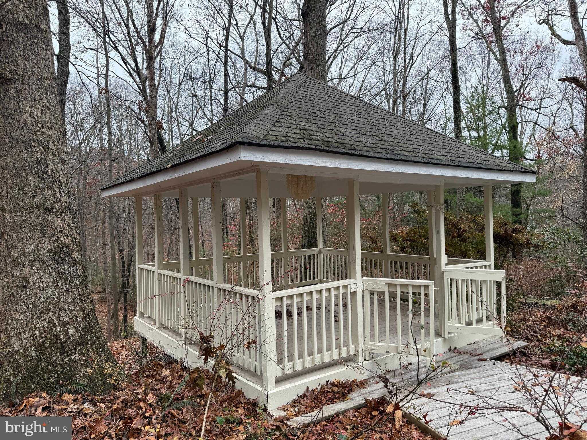 10701 Sycamore Springs Ln photo 24