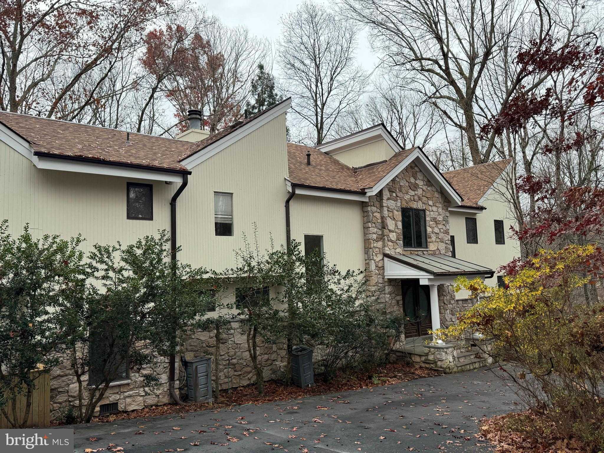 10701 Sycamore Springs Ln photo 27