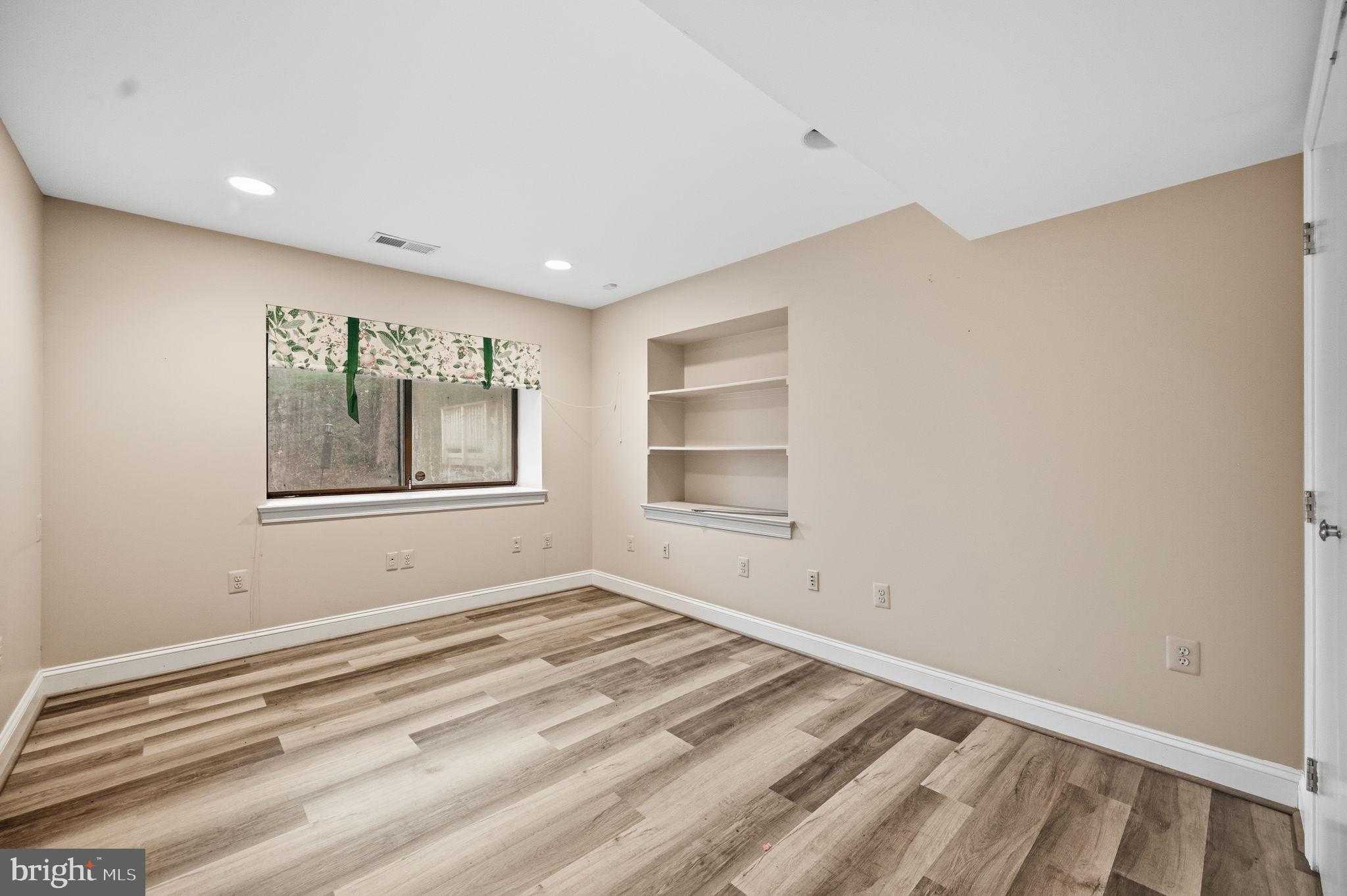 10701 Sycamore Springs Ln photo 48