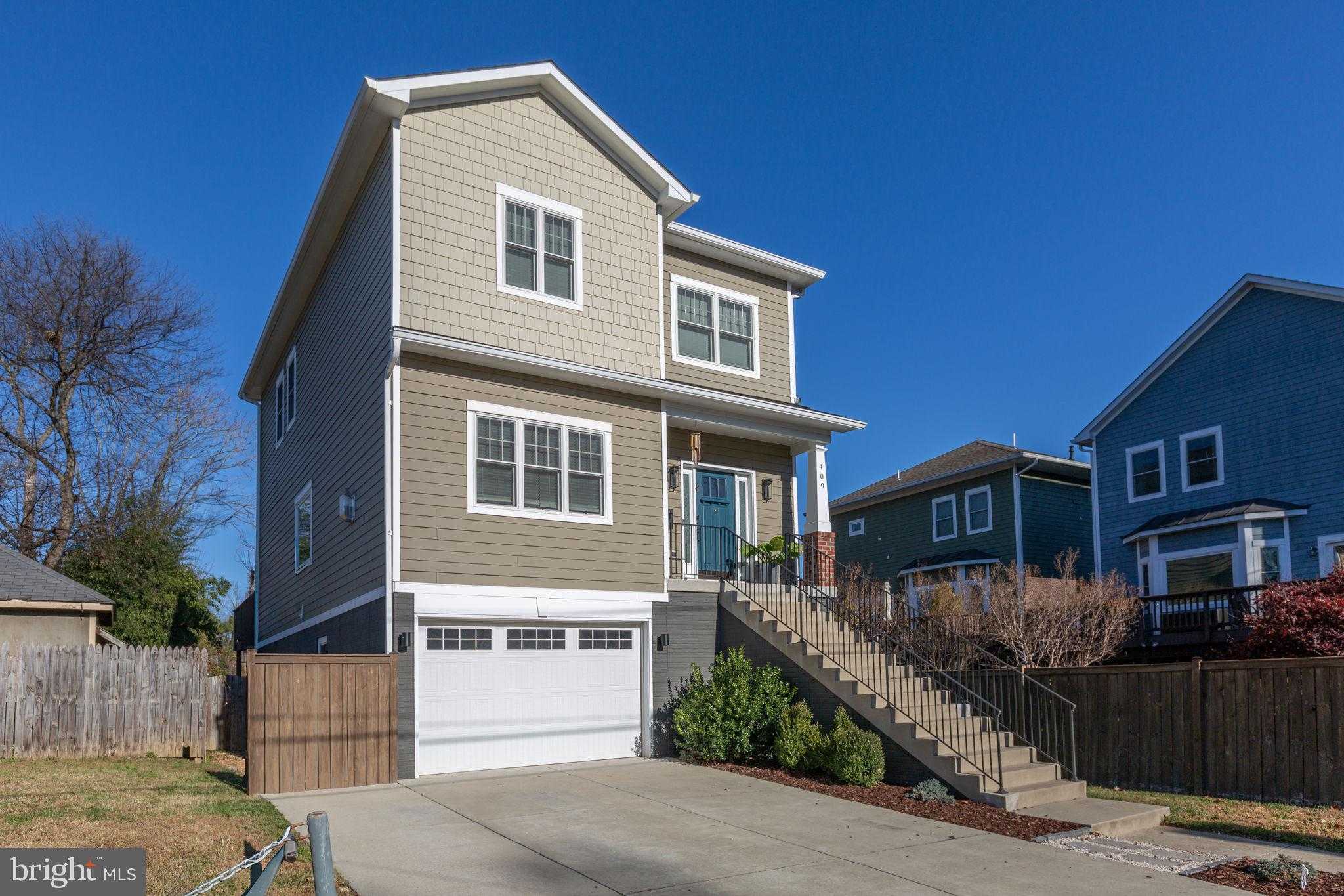 409 Dunmore St photo 2