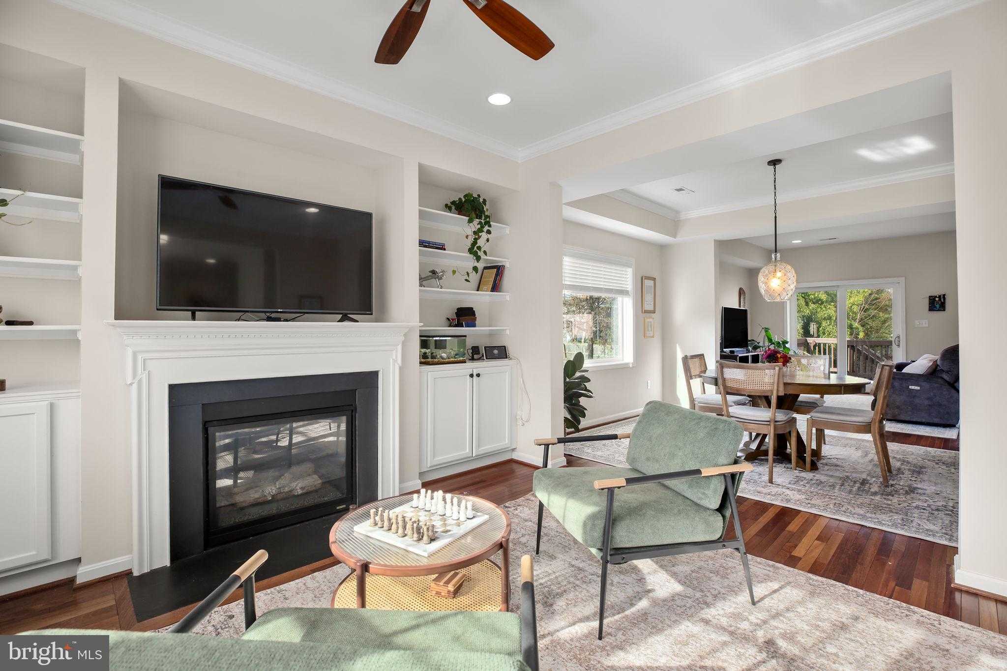 409 Dunmore St photo 7