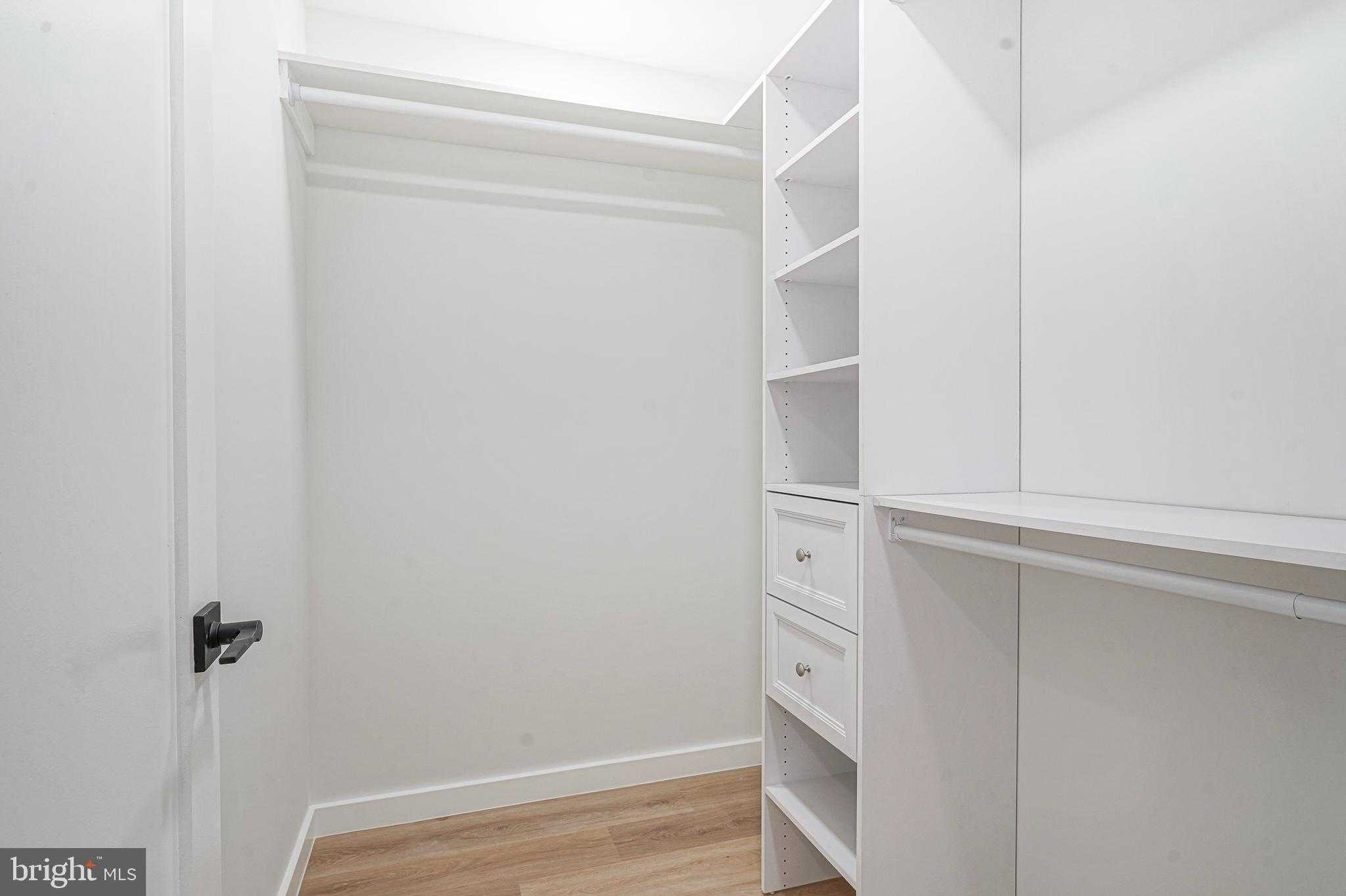 1145 Tasker St photo 24