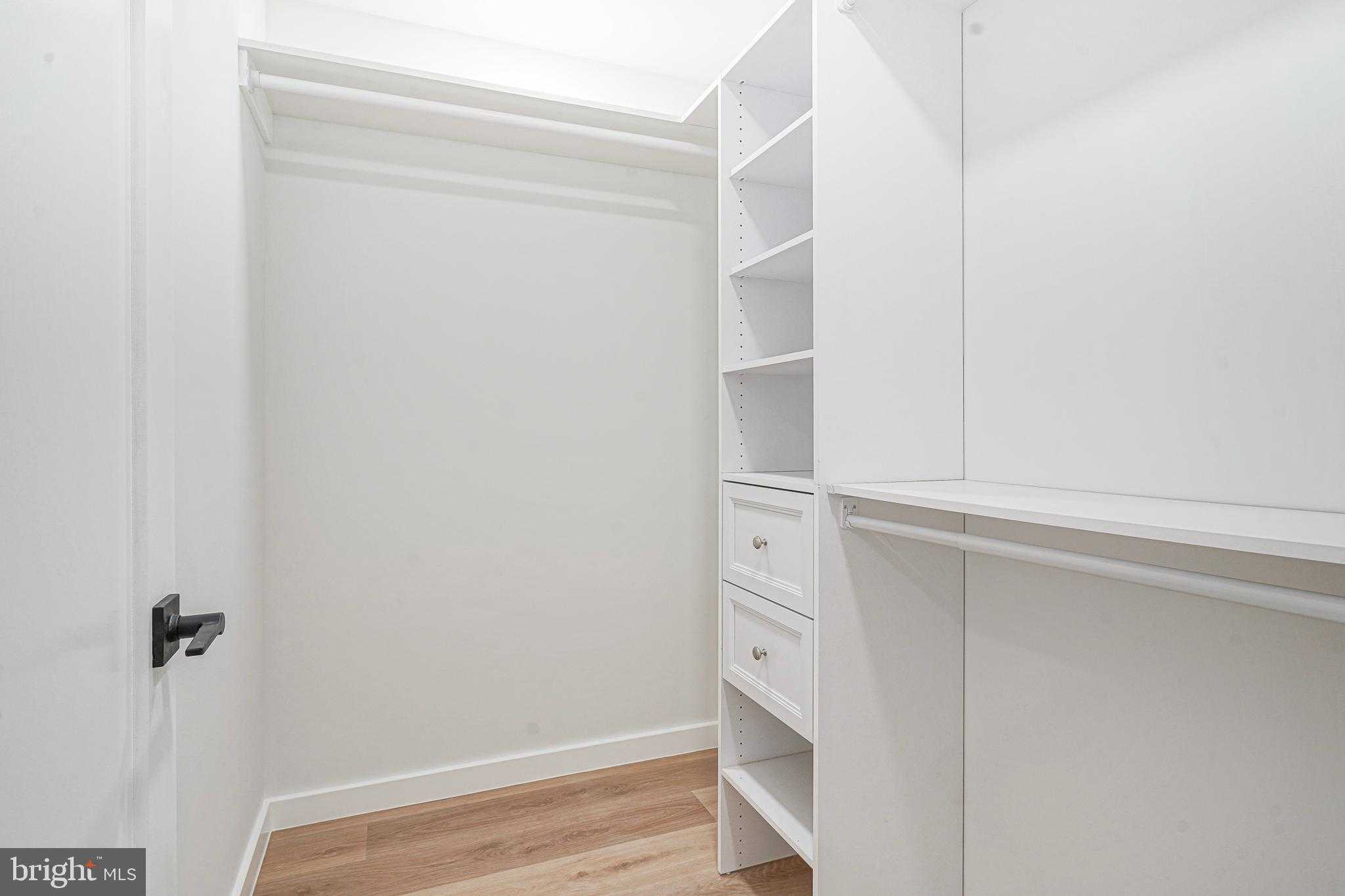 1145 Tasker St photo 33