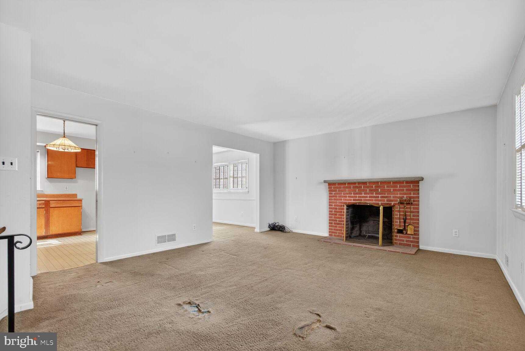 4612 9th St S photo 11