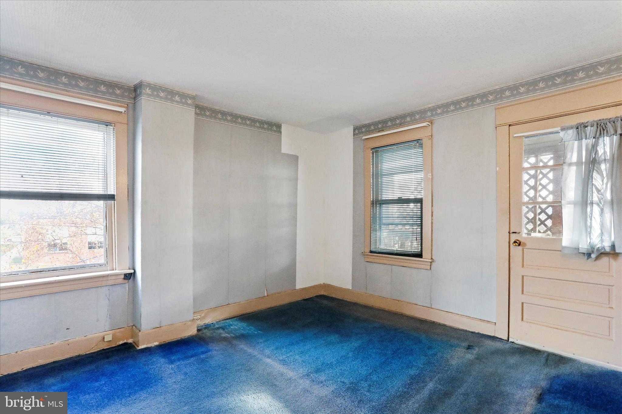 320 N Prospect St photo 21