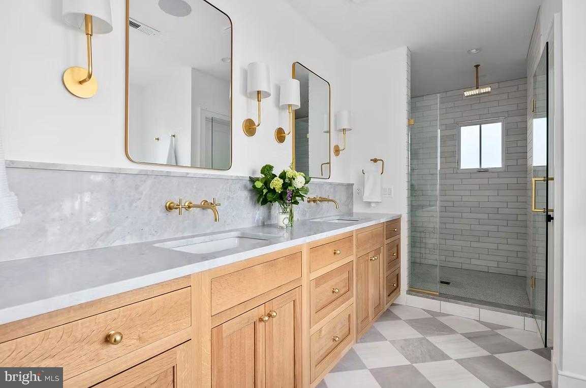 3106 Juniper Ln photo 5