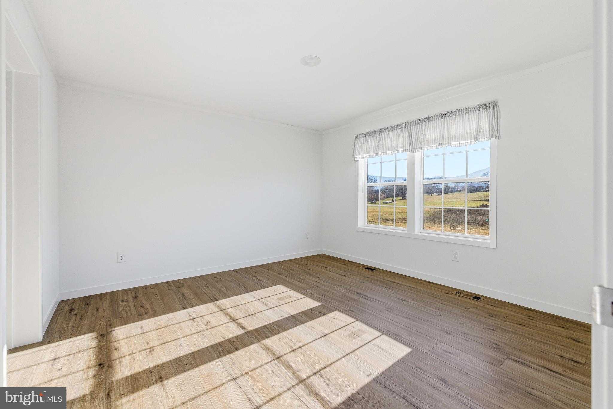 355 Park Rd photo 25