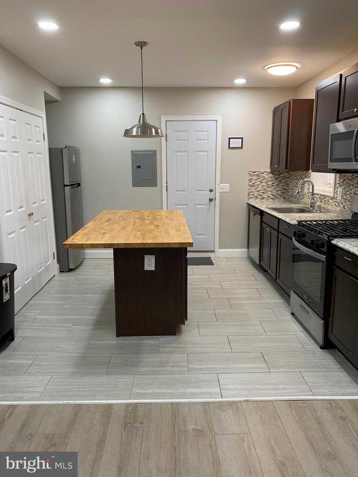 4744 Alhambra Ave photo 3