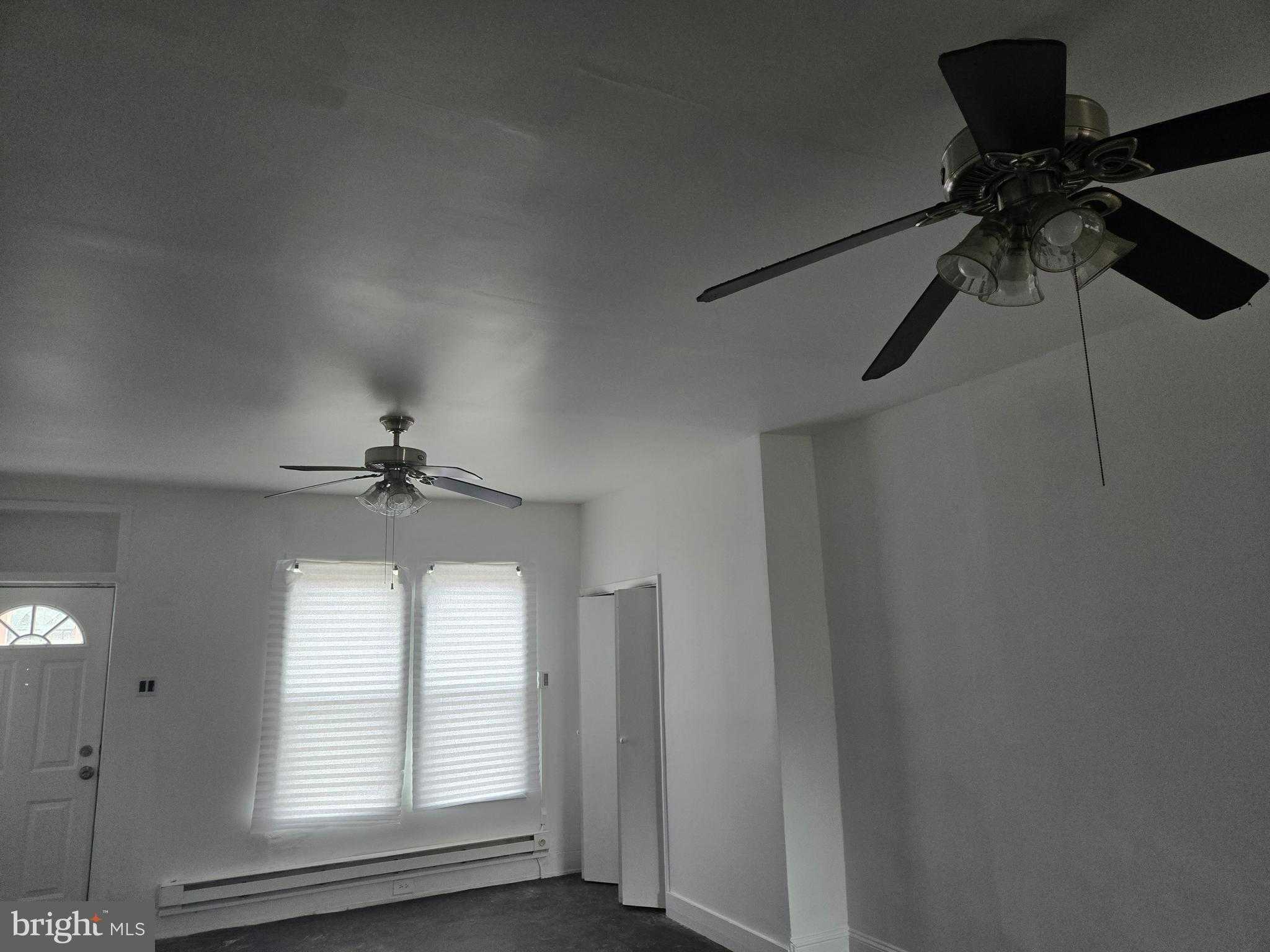 744 E Willard St photo 4