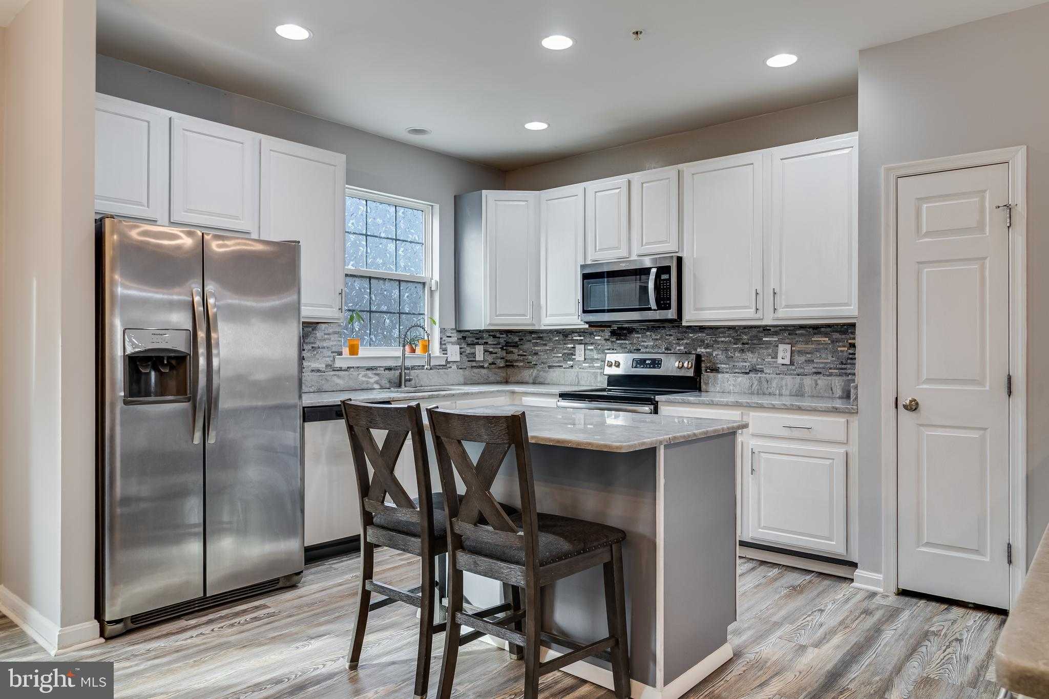 3645 Bedford Dr photo 9