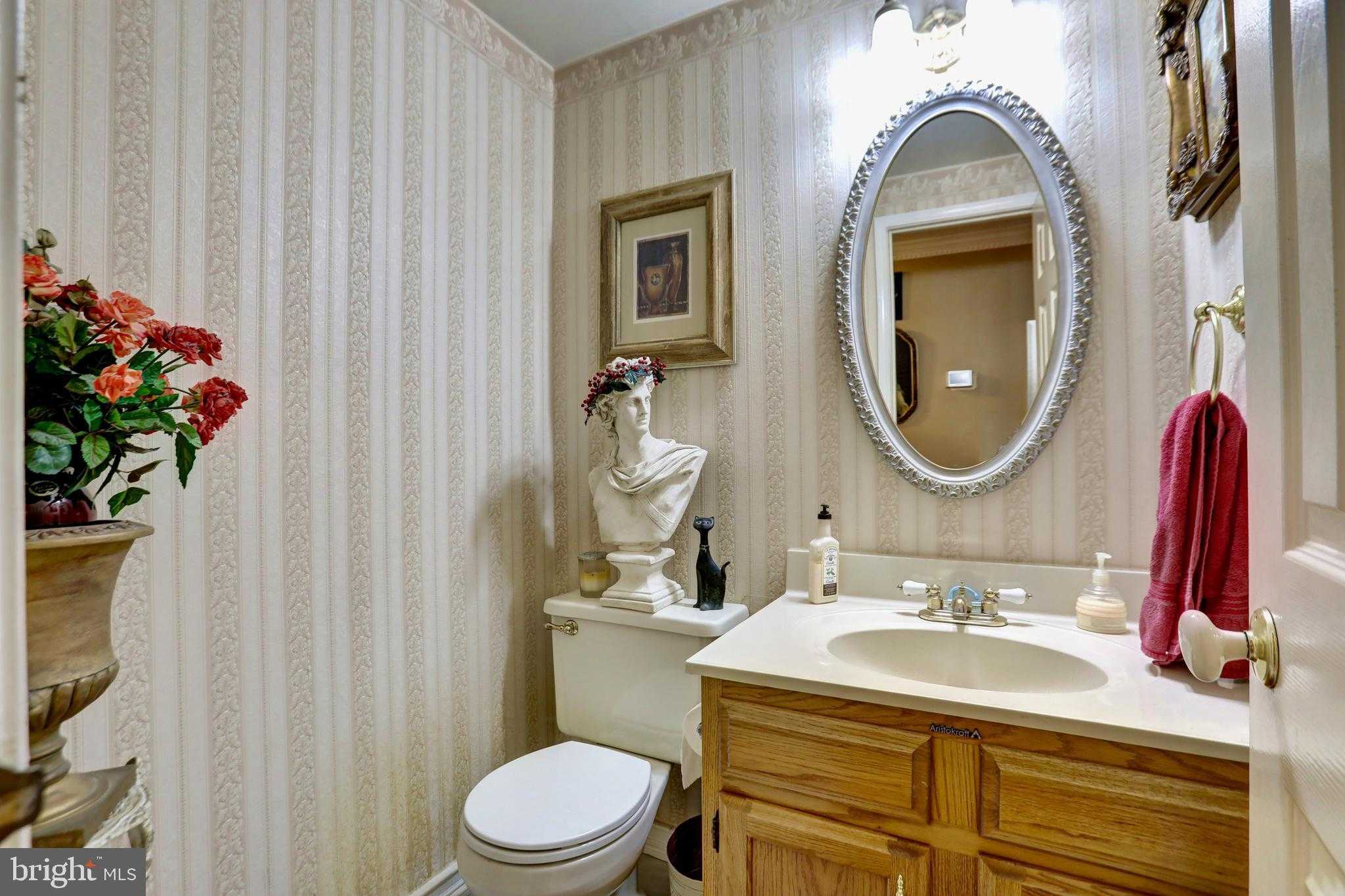 12080 Axline Rd photo 18