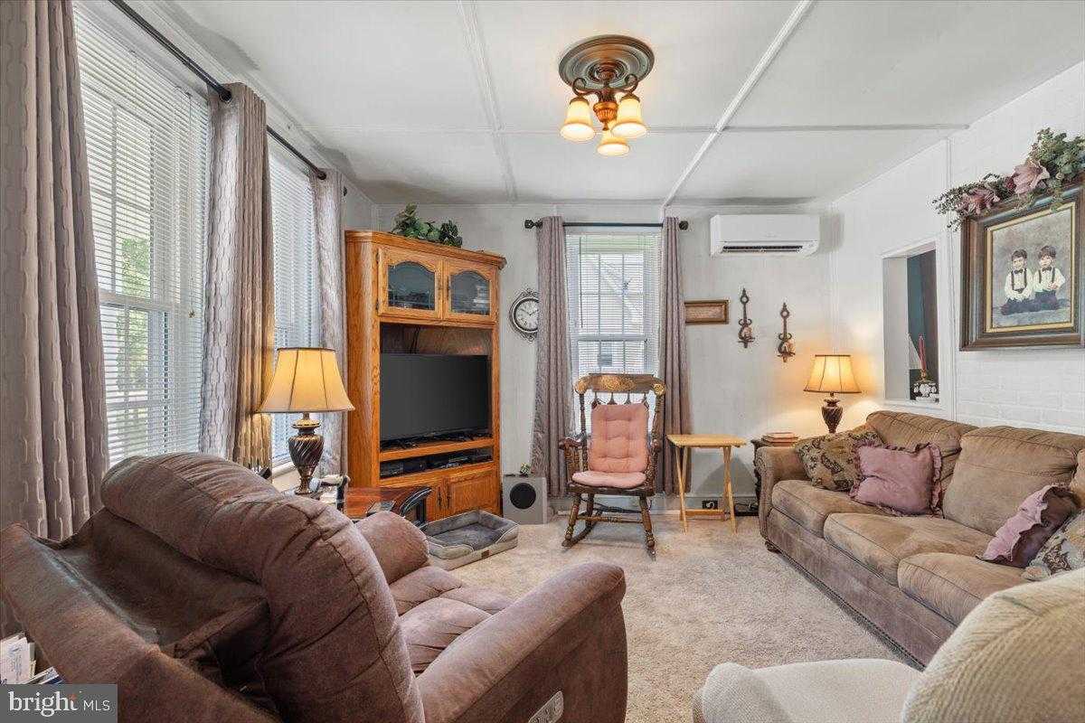 4515 Strauss Ave photo 7