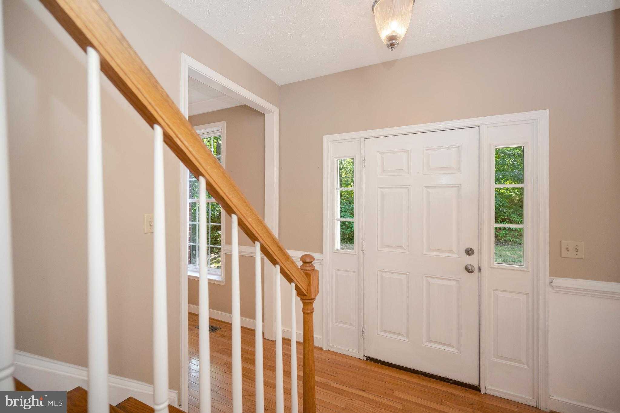 7931 E Robert E Lee CT photo 2