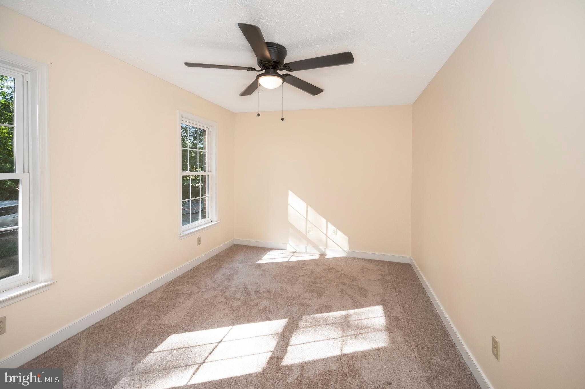 7931 E Robert E Lee CT photo 30