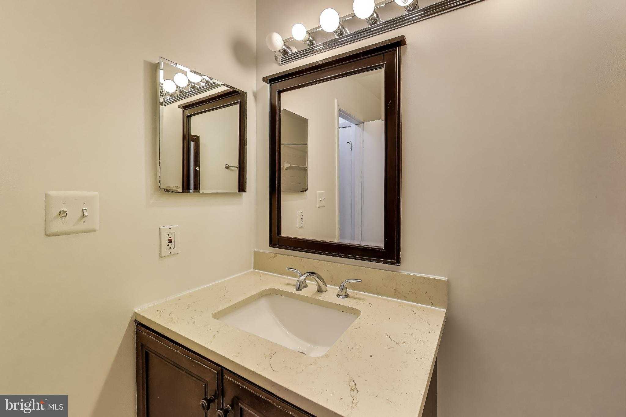 11406 Locustdale Ter # 370 photo 13