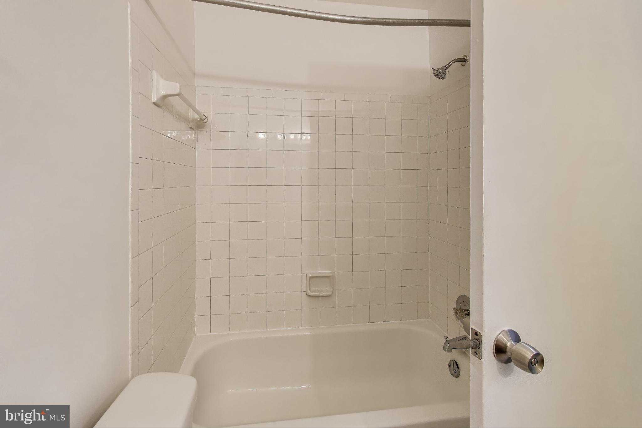 11406 Locustdale Ter # 370 photo 14