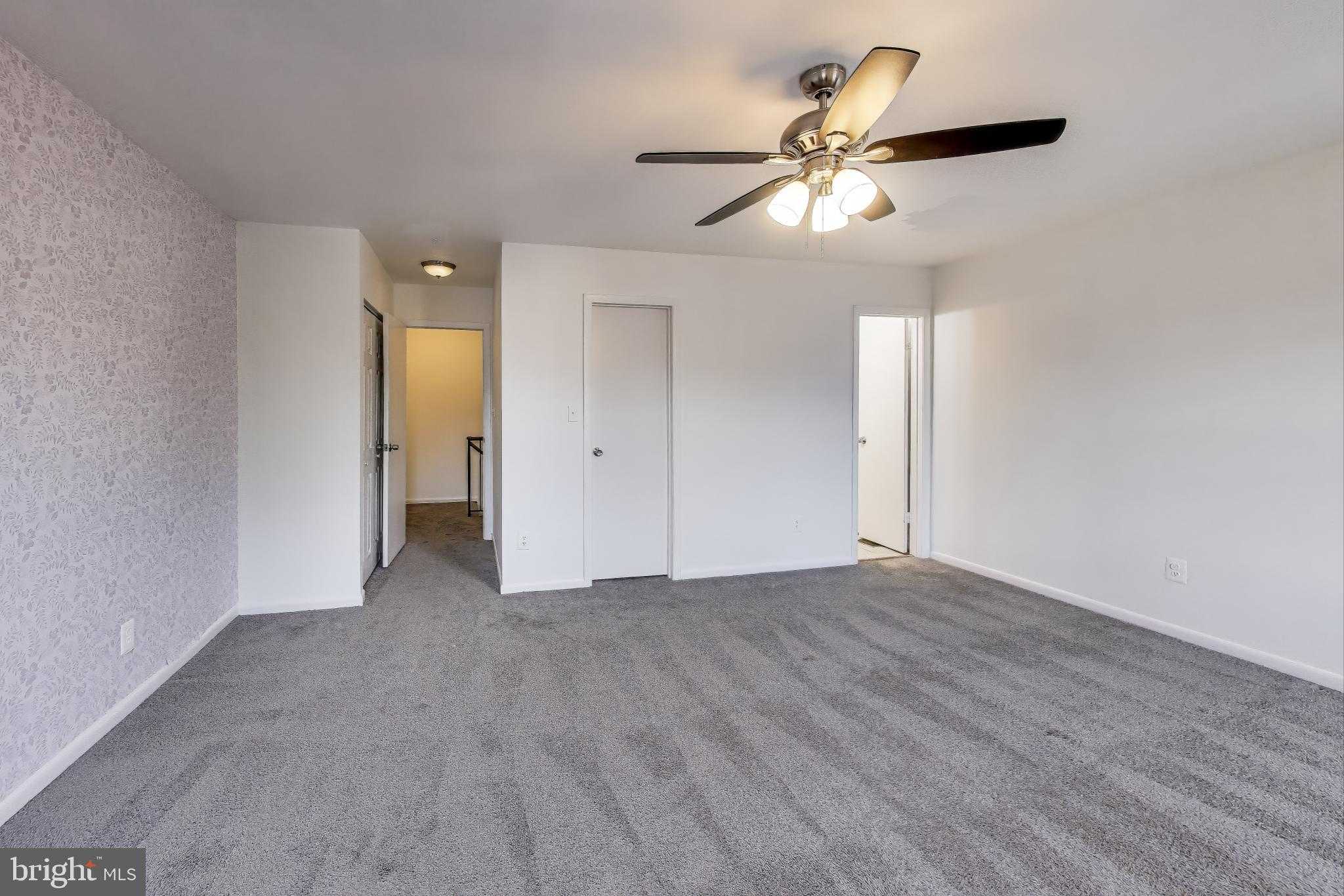 11406 Locustdale Ter # 370 photo 16