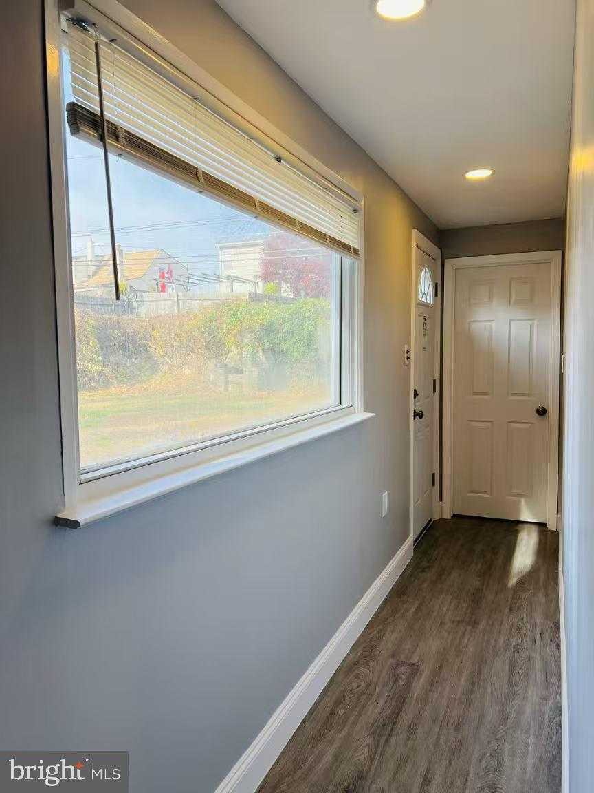 8714 Verree Rd photo 11