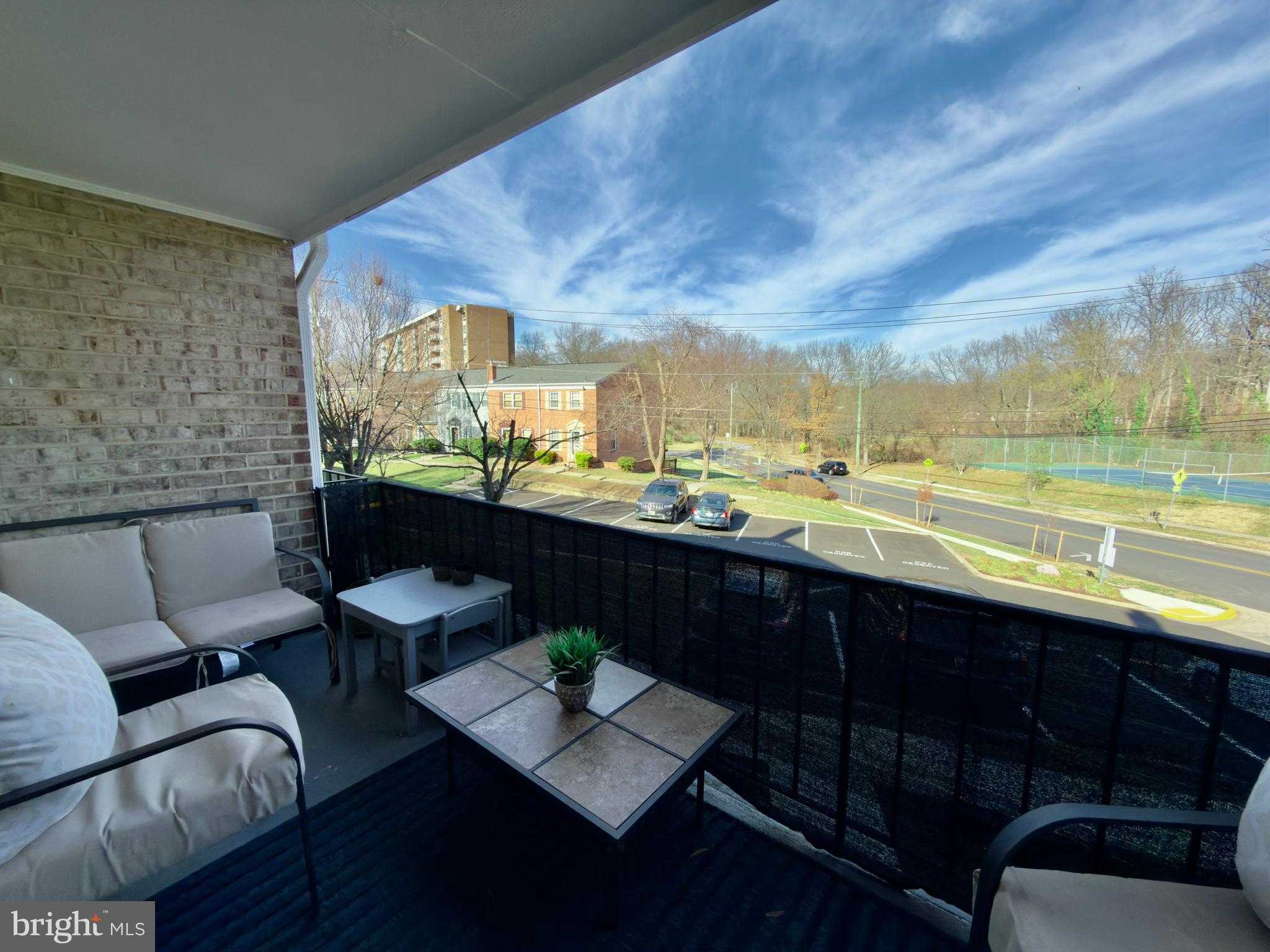 8012 Lakecrest Dr photo 16