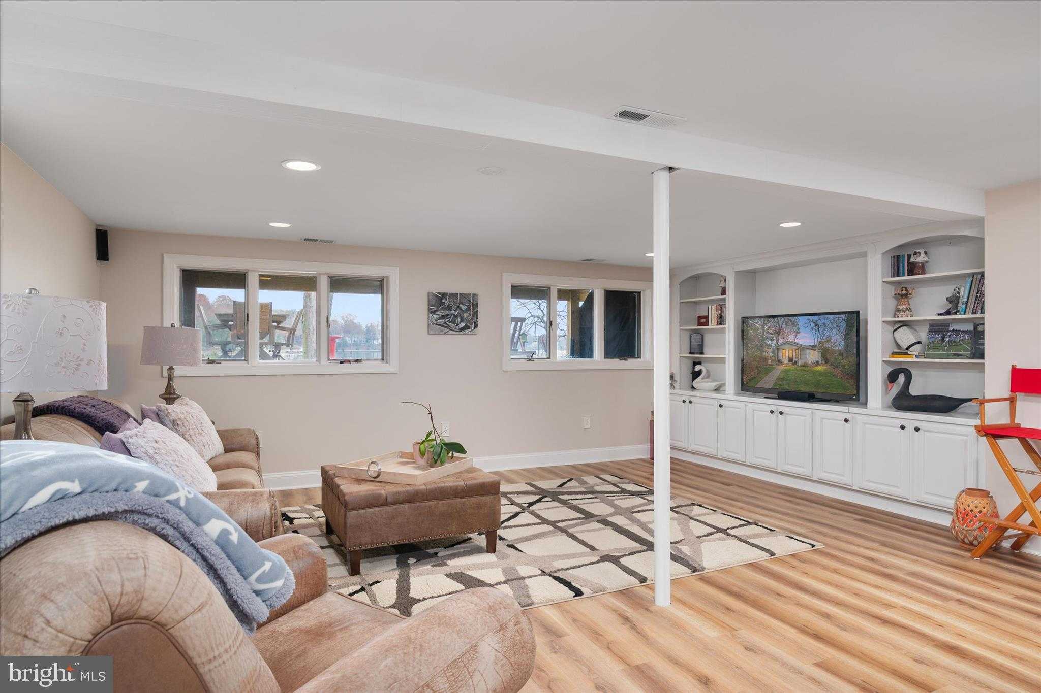 394 North Dr photo 26