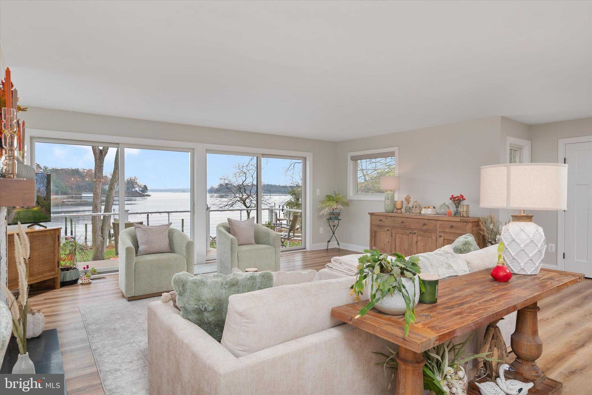 394 North Dr photo 5