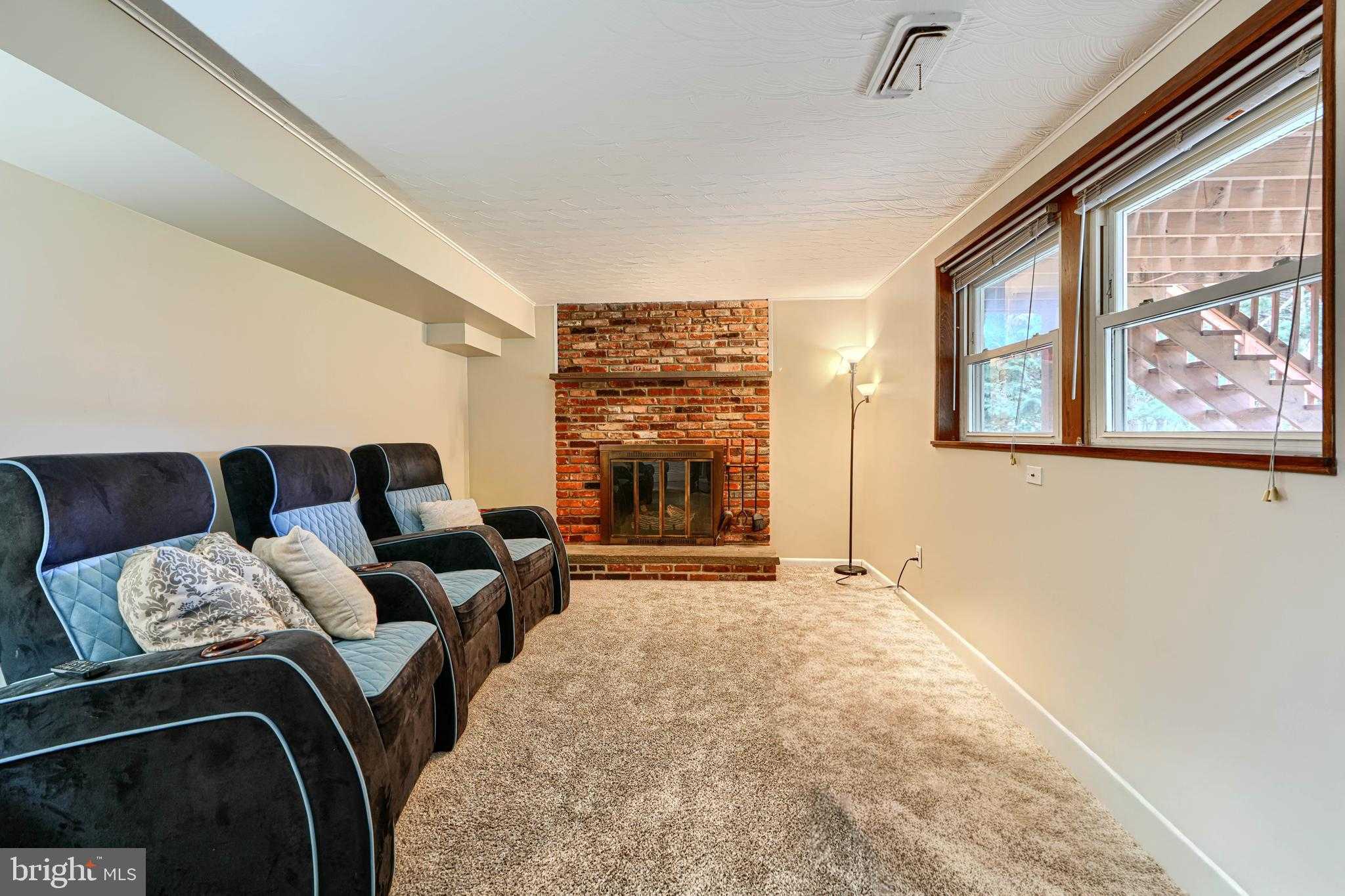 2110 Folkstone Rd photo 27