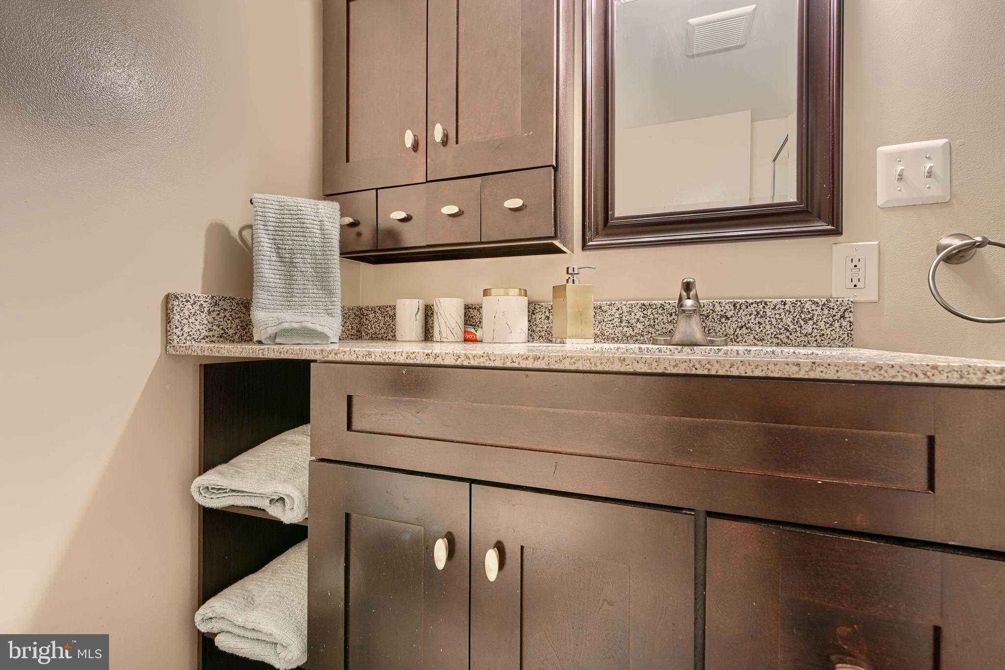 2110 Folkstone Rd photo 33