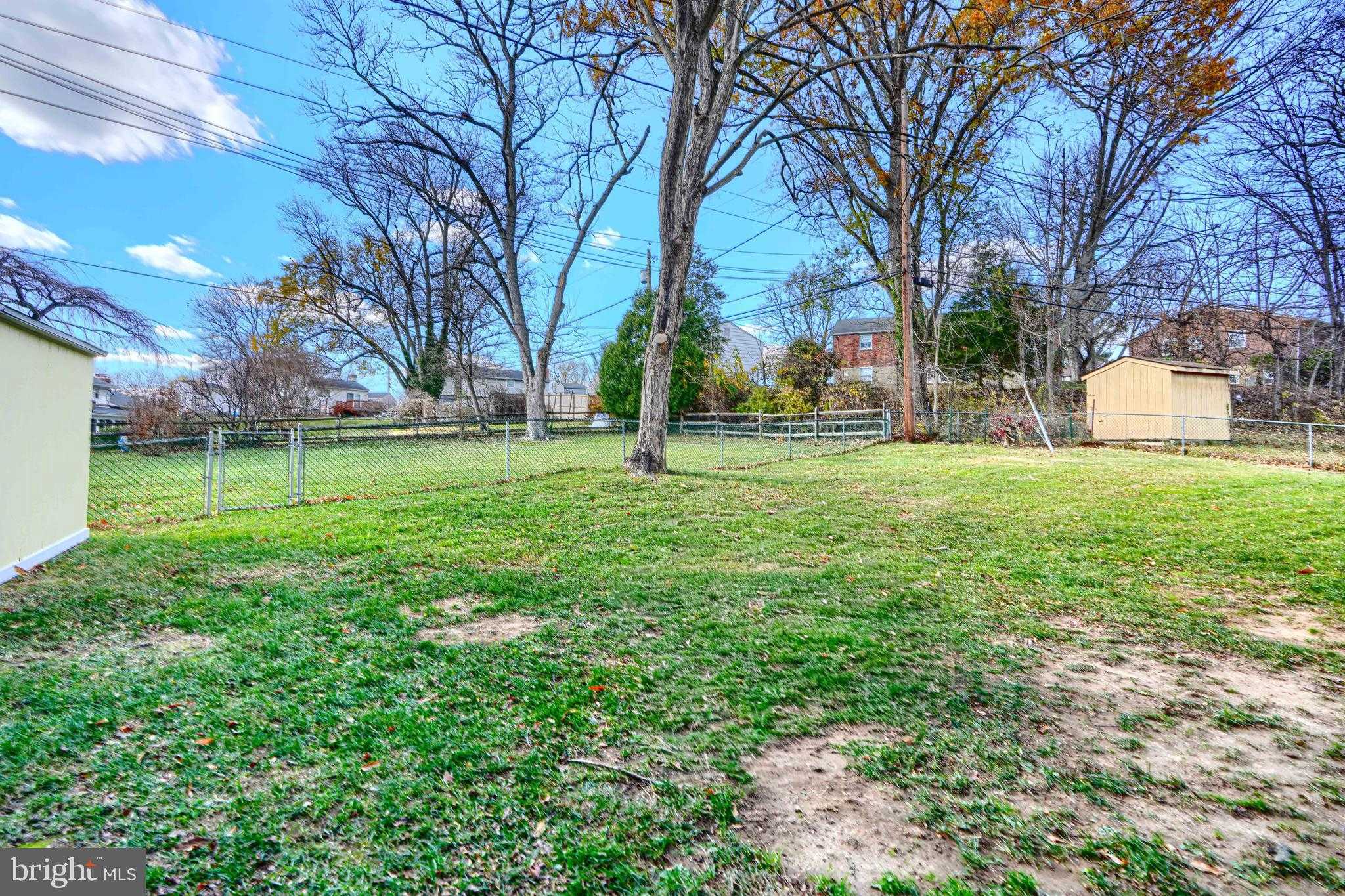 2110 Folkstone Rd photo 43