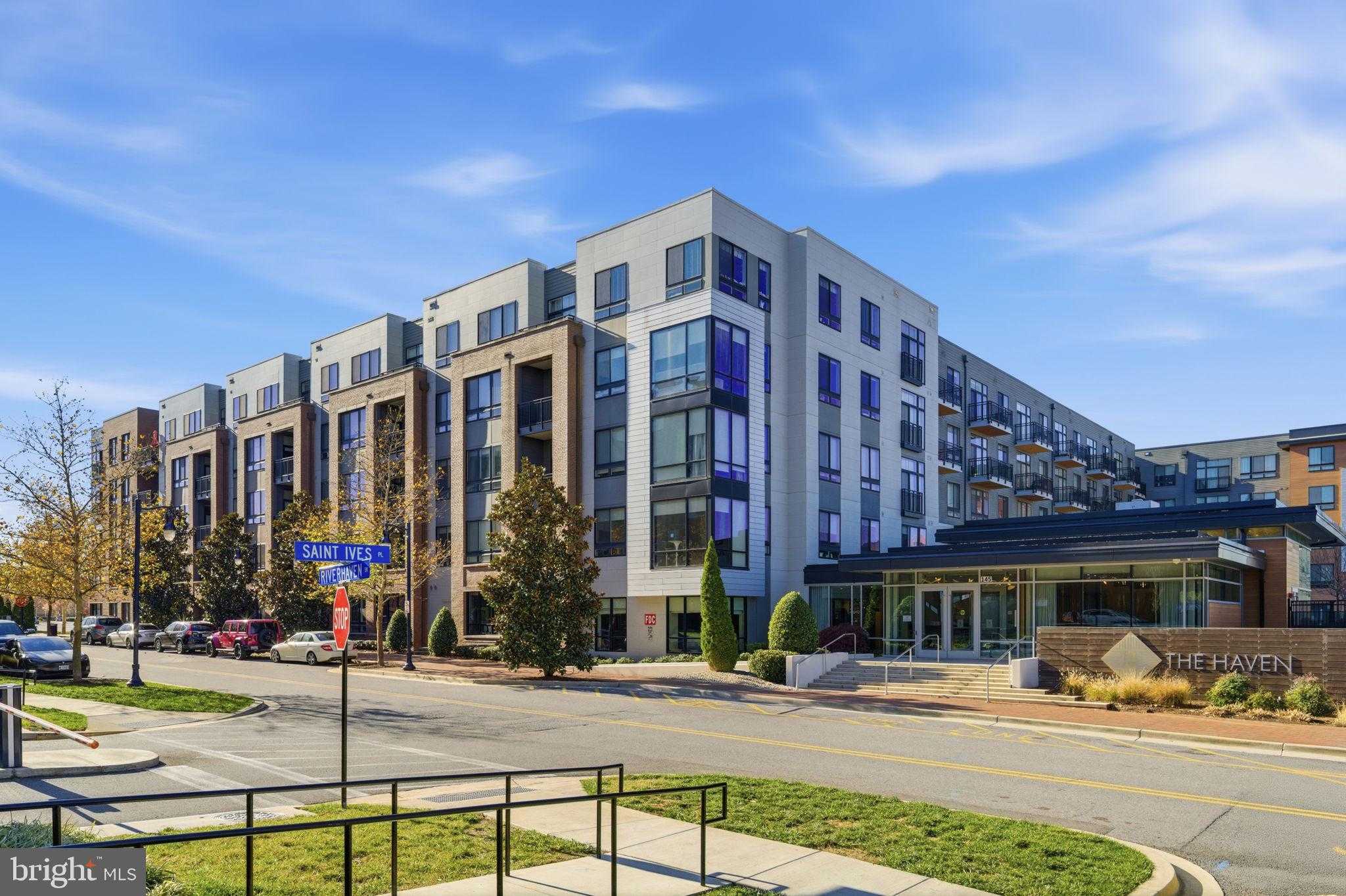 145 Riverhaven Dr Unit 428 photo 2