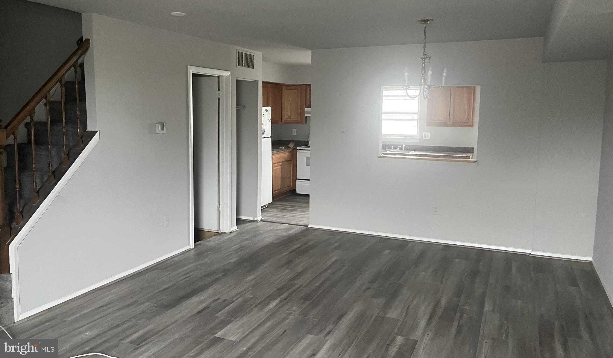 1104 Harford Ave photo 4