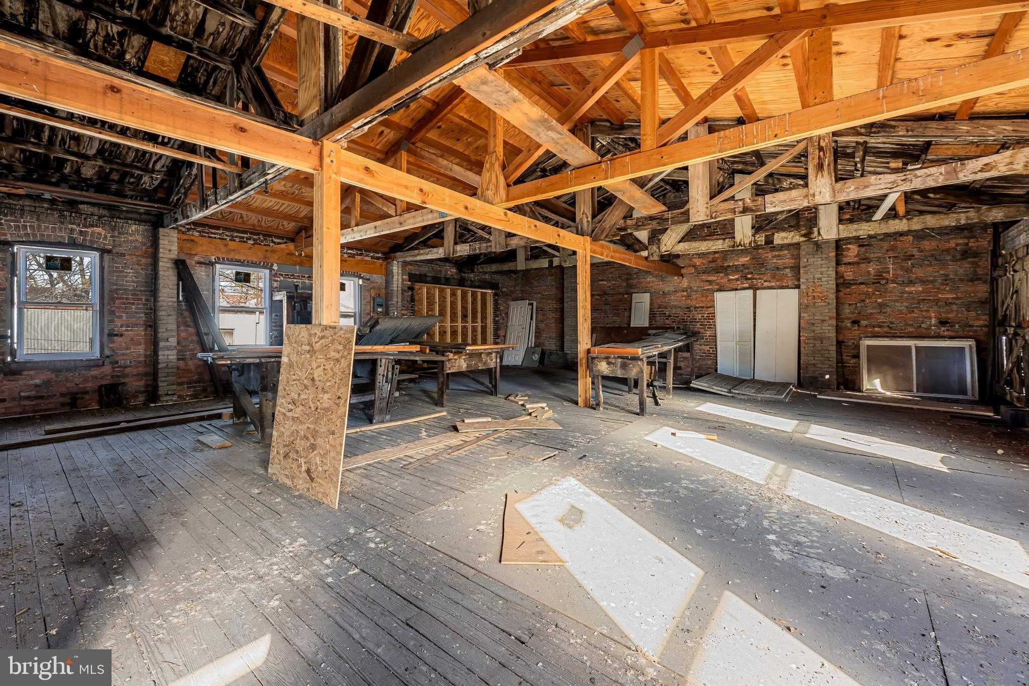 10 S Conkling St photo 14